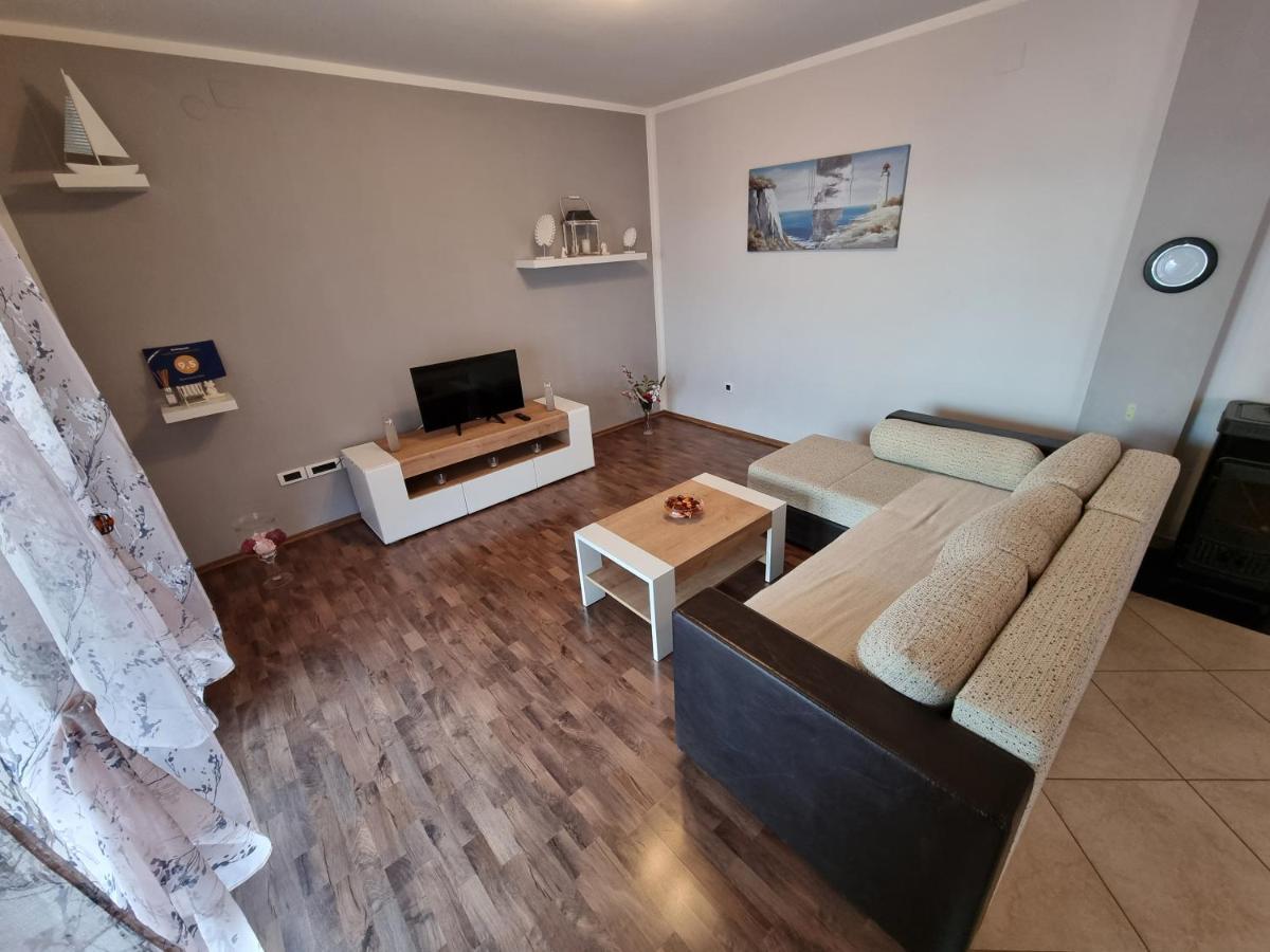 Apartments Vukic Crikvenica Exterior photo